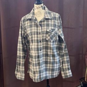 Pendleton Women’s Green and White Plaid Shirt